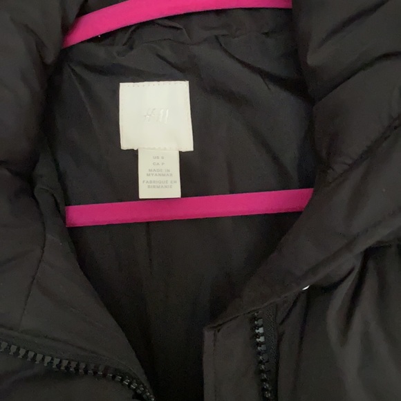 Like-NEW* H&M Puffy Jacket - Picture 3 of 5